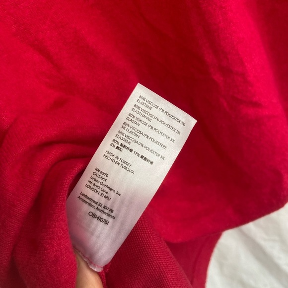 Anthropologie Puff Sleeved Cozy Turtleneck Top in Hot Pink
Size Small - Picture 6 of 13